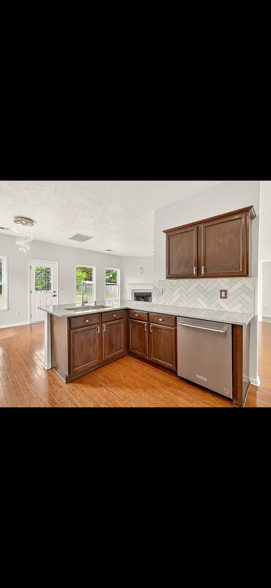 Building Photo - 7296 Autumn Crossing Way