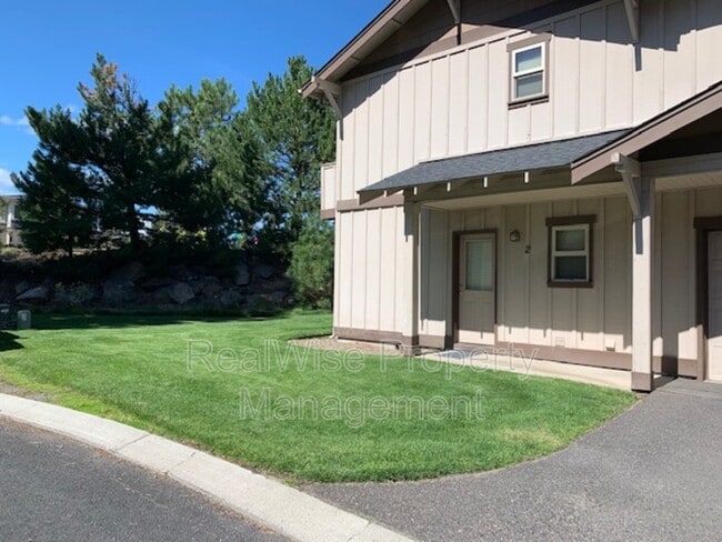 Building Photo - 1399 NW Fort Clatsop St