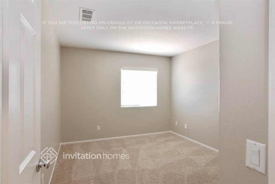 Building Photo - 3505 Crevice Way