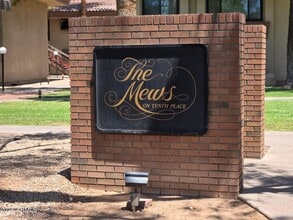 Building Photo - 5035 N 10th Pl