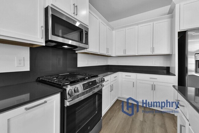 Building Photo - Brand New Home in Desirable Eagle