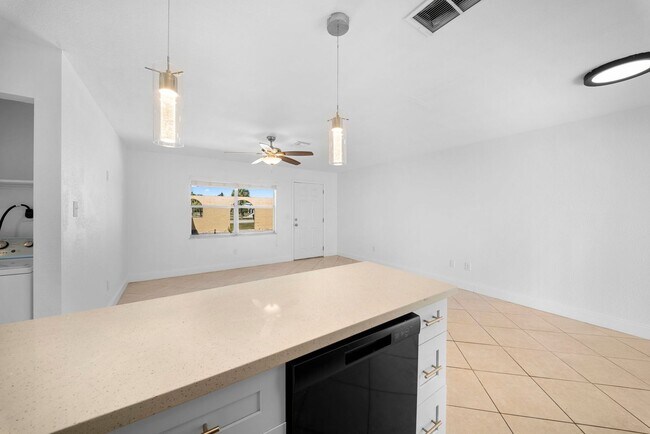 Building Photo - 13401-13407 Pine Needle Ln