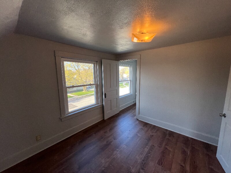 Building Photo - 232 Leavens Ave