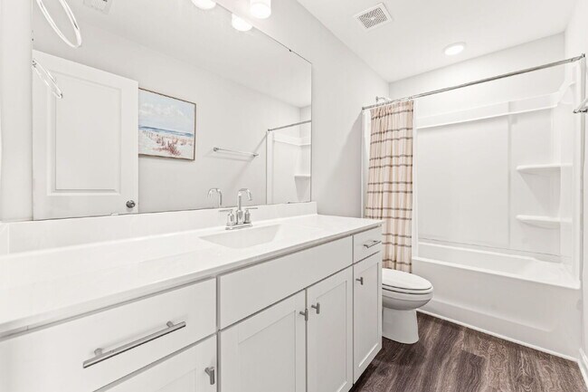Building Photo - Sleek & Stylish 3 Bed, 2.5 Bath Townhome in Prime Location $2,050/mo rent