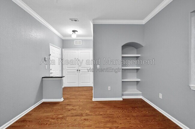 Building Photo - 8290 Gate Pkwy W