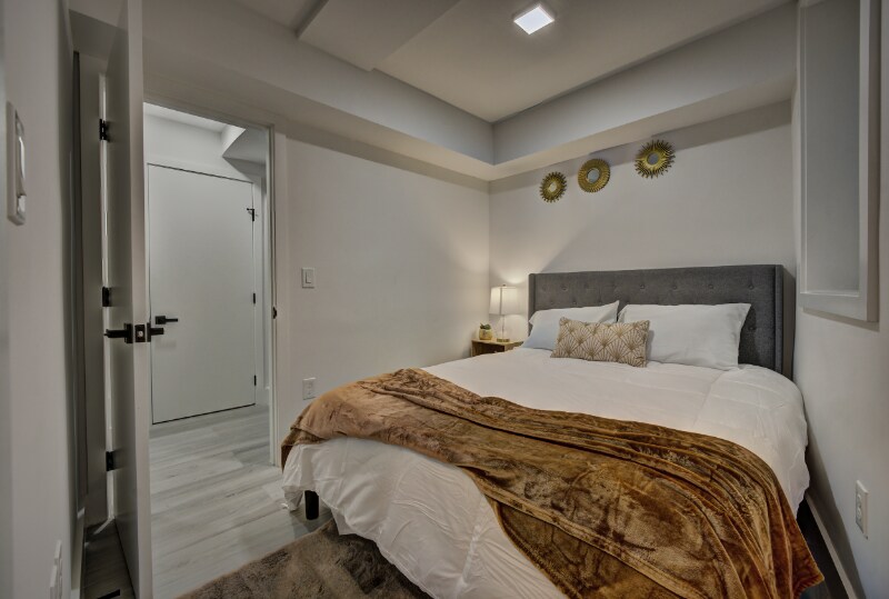 Building Photo - 5835 Colorado Ave NW