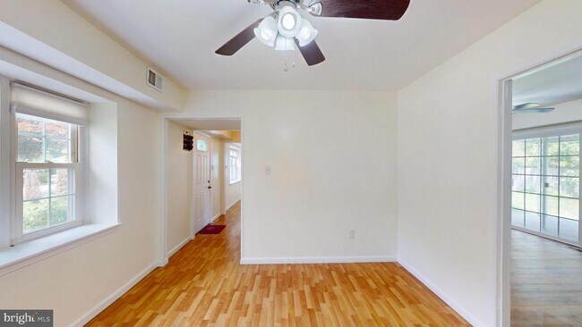Building Photo - 4025 Chelmont Ln
