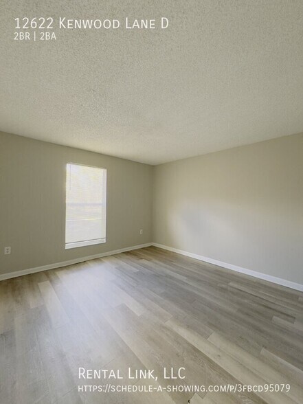 Building Photo - 12622 Kenwood Ln