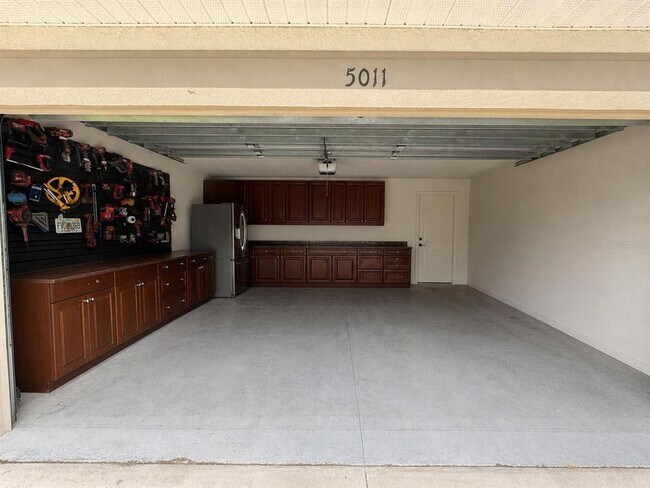 Building Photo - 5011 58th Terrace E