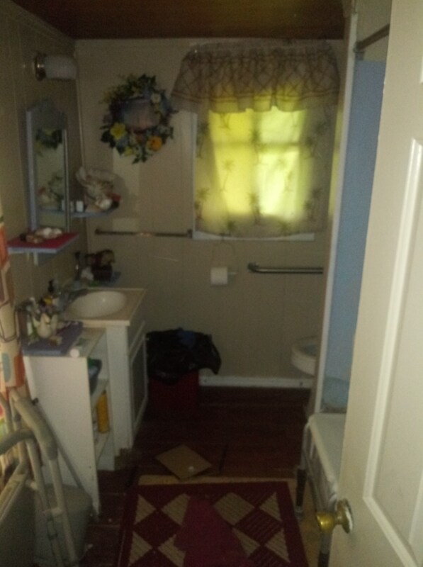 Building Photo - 8438 High St