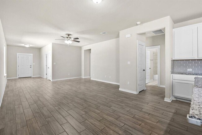 Building Photo - 221 Ancellotta Wy
