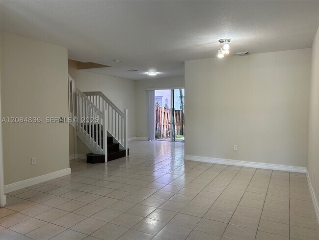 Building Photo - 11501 NW 77th St