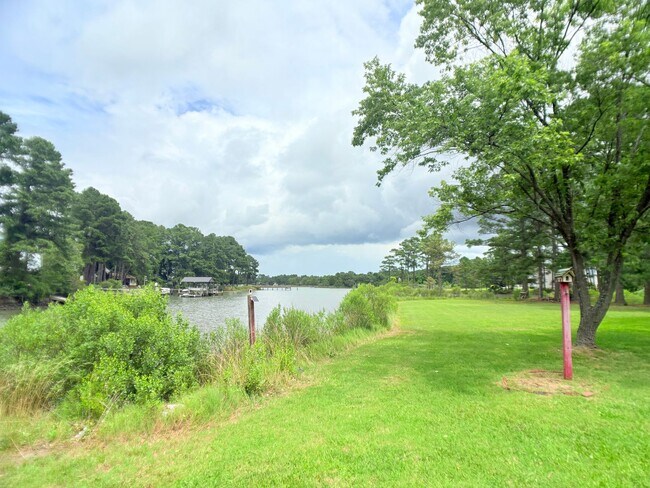 Building Photo - 172B Hunts Neck Road, Poquoson, VA 23662