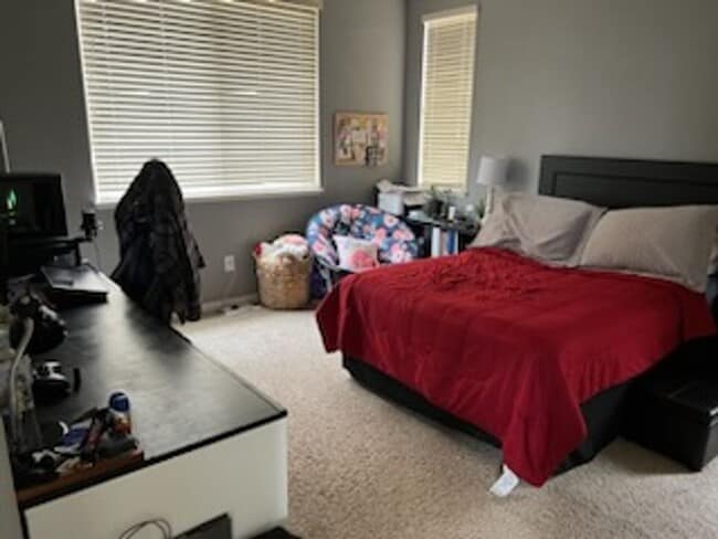 Building Photo - Sparks Four Bedroom Home with Landscaping Included