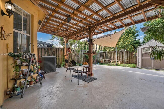 Building Photo - 10975 SW 246th St