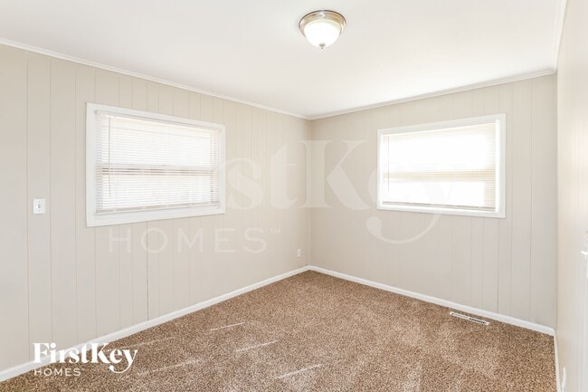 Building Photo - 1103 Cowden Dr
