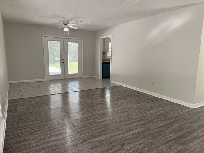 Building Photo - 1447 Coe Dairy Rd