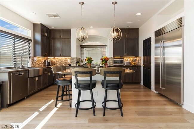 Building Photo - 9758 Hawk Crest St