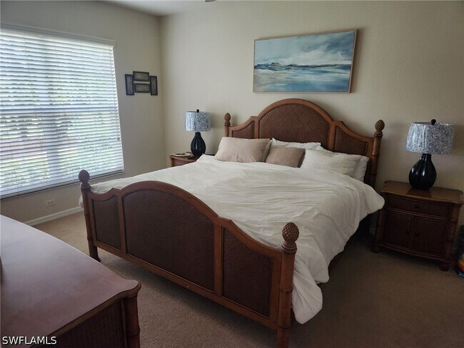 Building Photo - 8085 Celeste Dr