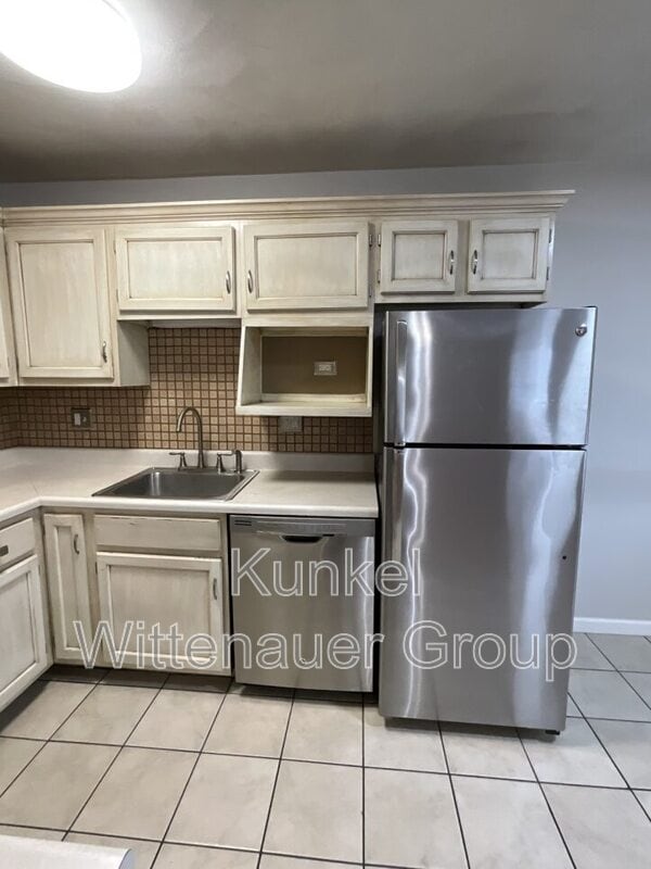 Building Photo - 213 Eagle Ridge