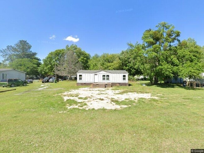 Building Photo - Cedar hill