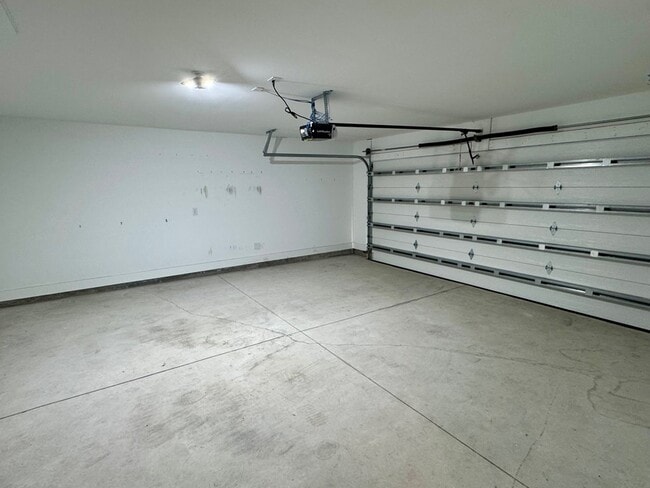 Building Photo - 456 Jones Homestead Rd