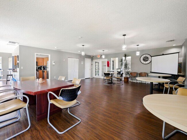 Building Photo - $1,225 |1 bedroom 1.5 bath town home style...