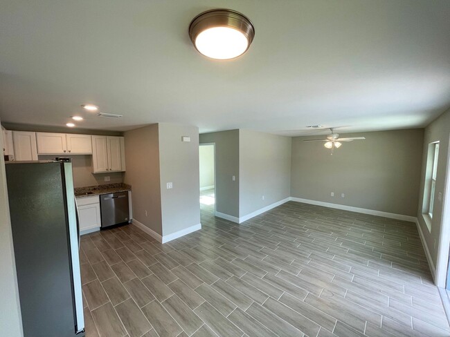 Building Photo - Brand New- UPDATED 3 Bedroom 2 Bath Duplex...