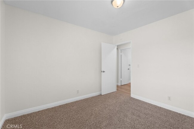 Building Photo - 17551 Misty Ln