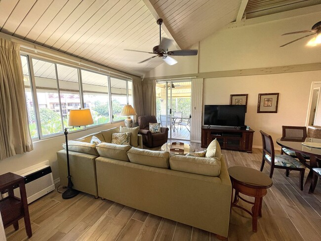 Building Photo - Step into the peaceful and lovingly cared-for 2-bedroom, 2-bath condo in Haleakala Shores — one o...