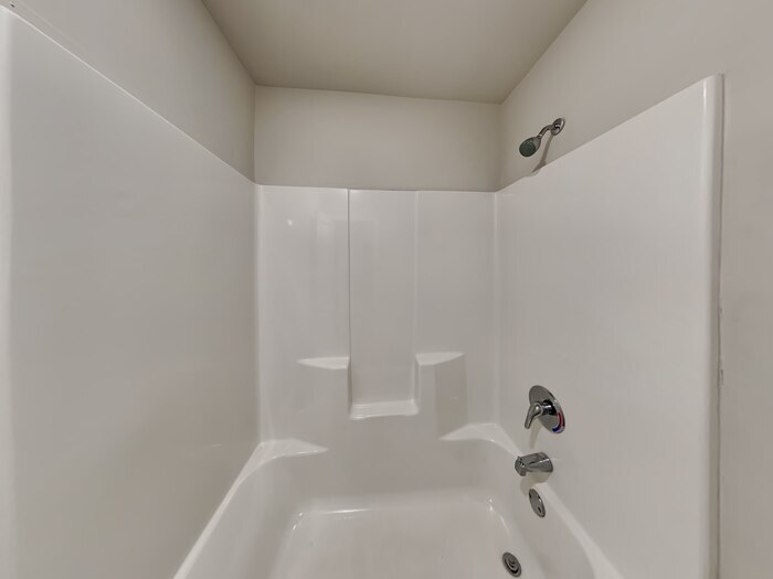 Building Photo - 15 Blake Ave