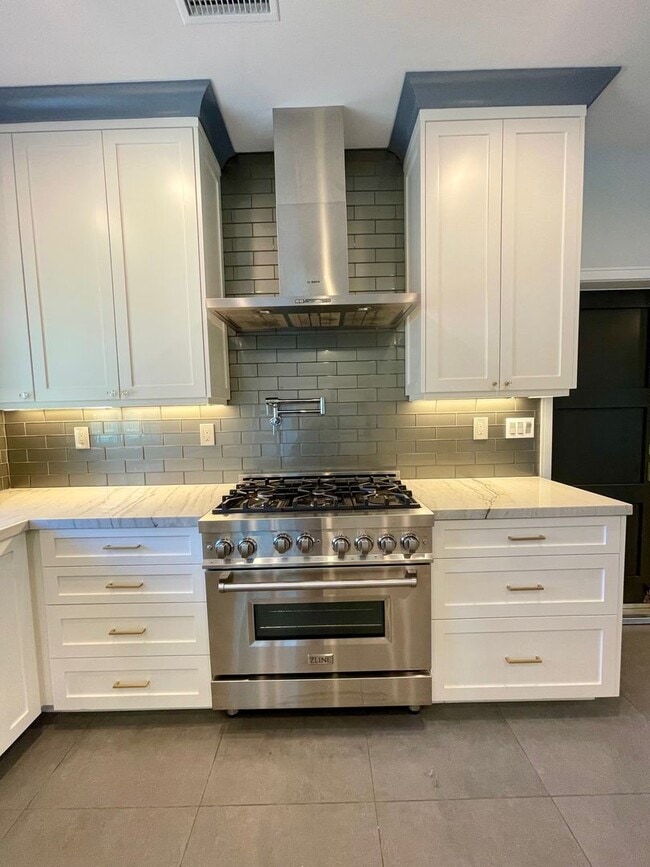 Building Photo - Gorgeous Home In Blossom Valley Home with ...