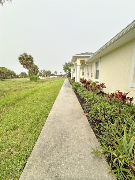Building Photo - 199 Rotonda Blvd W