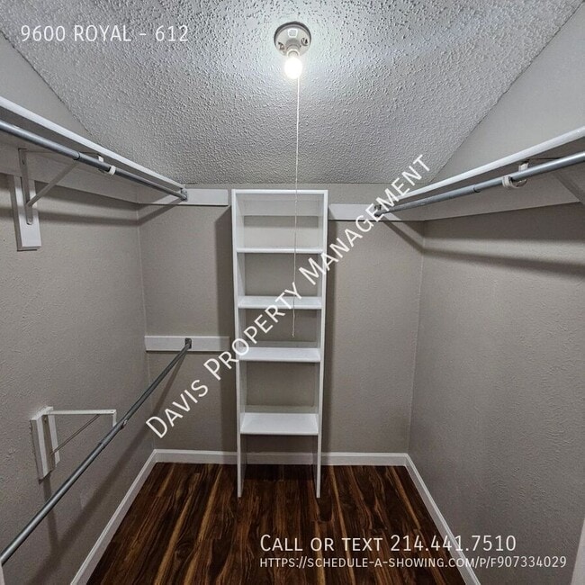 Building Photo - 9600 ROYAL-612