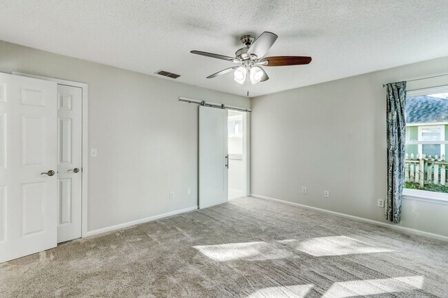 Building Photo - 2415 Will Hardee Rd