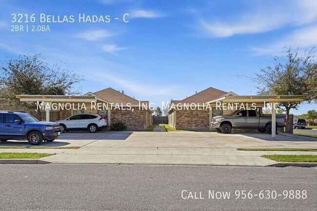 Building Photo - 3216 Bellas Hadas St