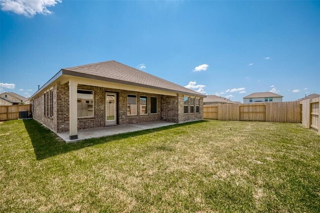 Building Photo - 5119 Whispering River Dr