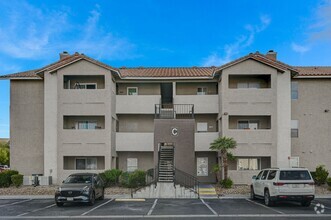 Building Photo - Gorgeous Condo Near Las Vegas Strip