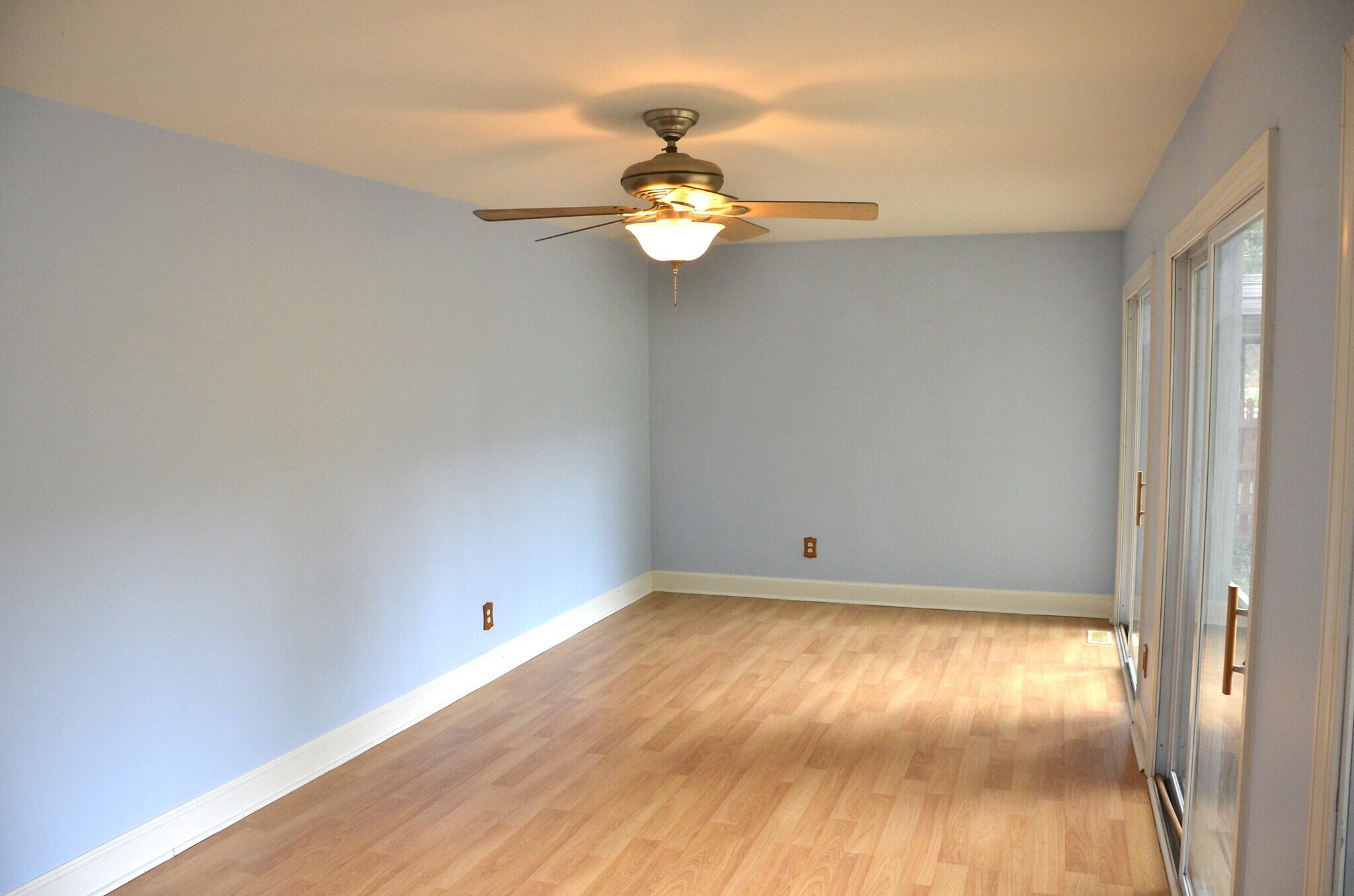 Florida Room - 1709 Westhill Rd