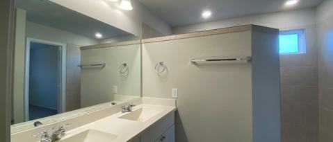 Building Photo - 10410 Waverunner-