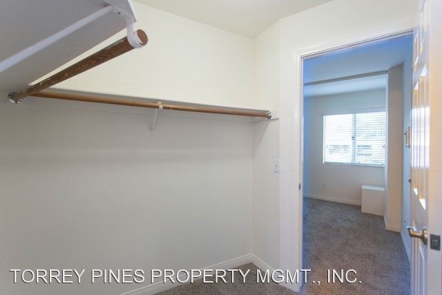Building Photo - 5538-5538 La Jolla Blvd