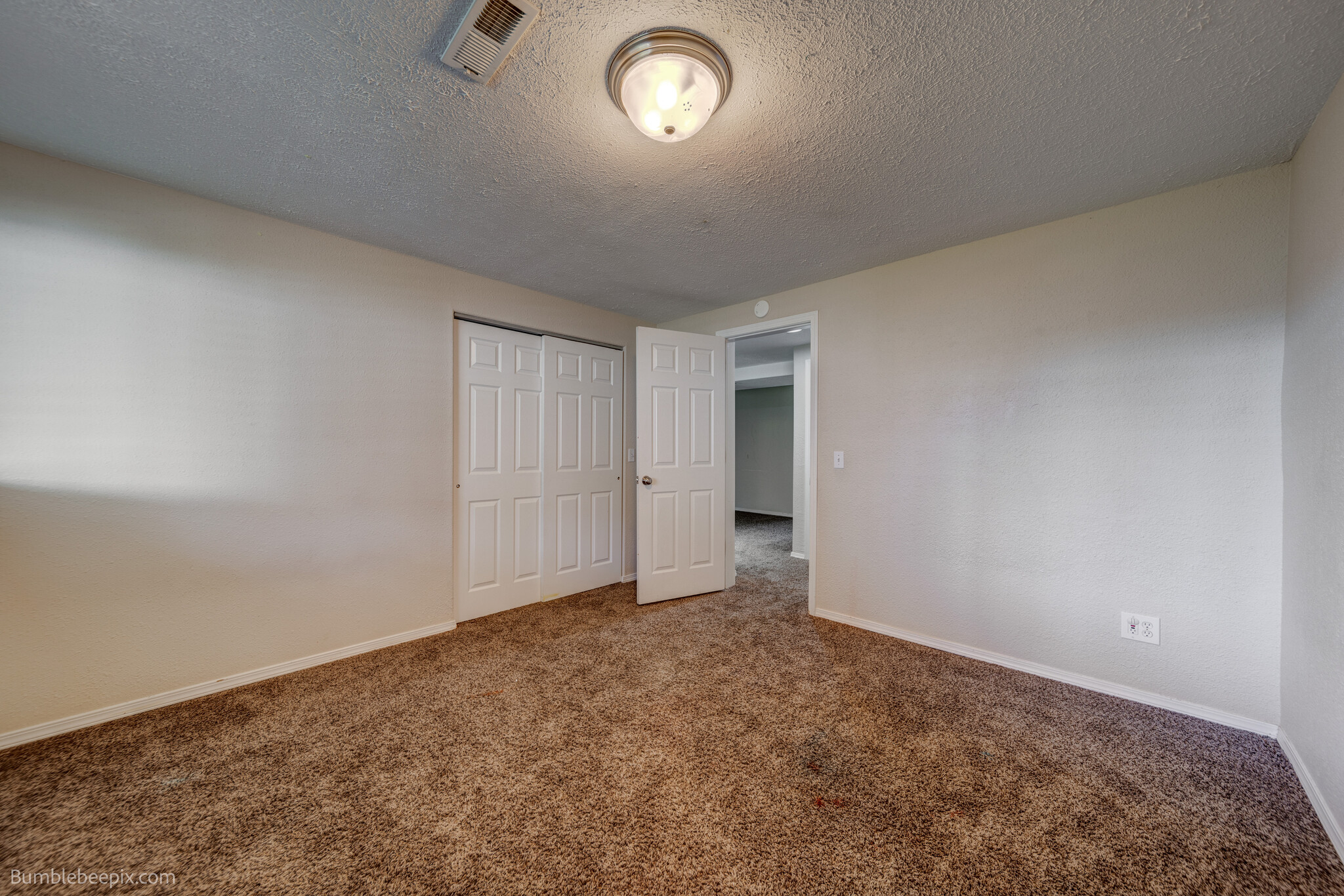 Bedroom - 5804 N Silver Pine Ct