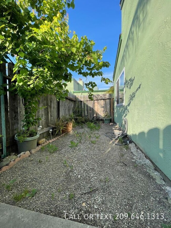 Building Photo - 2928 Whittier Ct