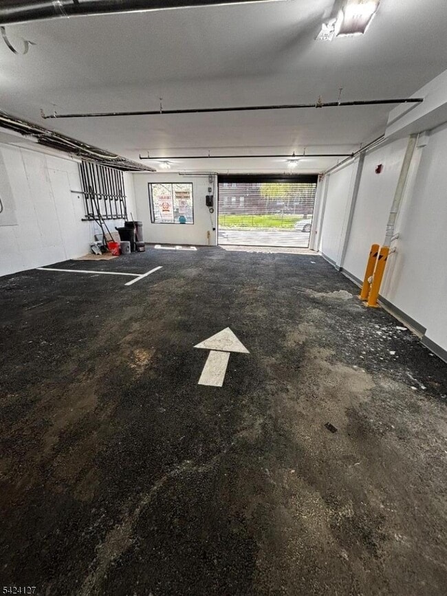 Building Photo - 59 Cedar St