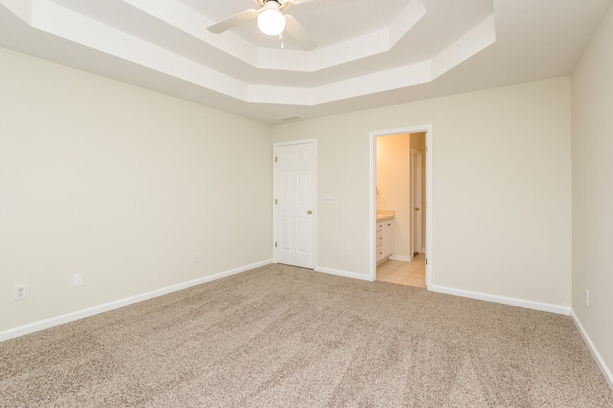 Building Photo - 212 Browning Cir