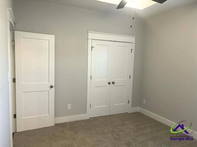 Building Photo - 113 Black Birch Ln