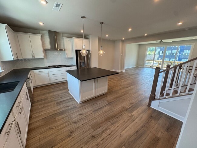 Building Photo - 4707 Cypress Tree Ln