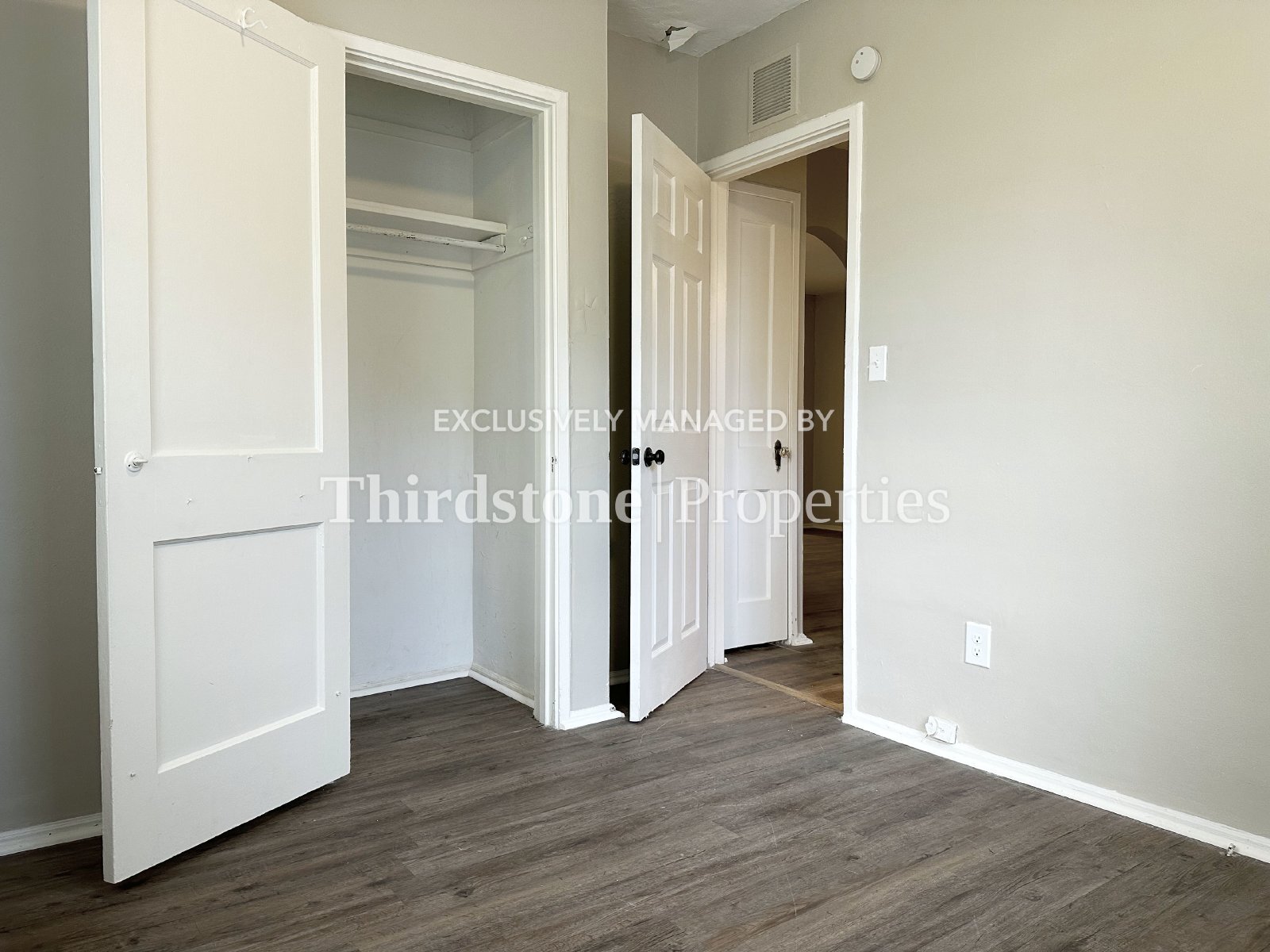 Building Photo - 435 Springfield Ct N