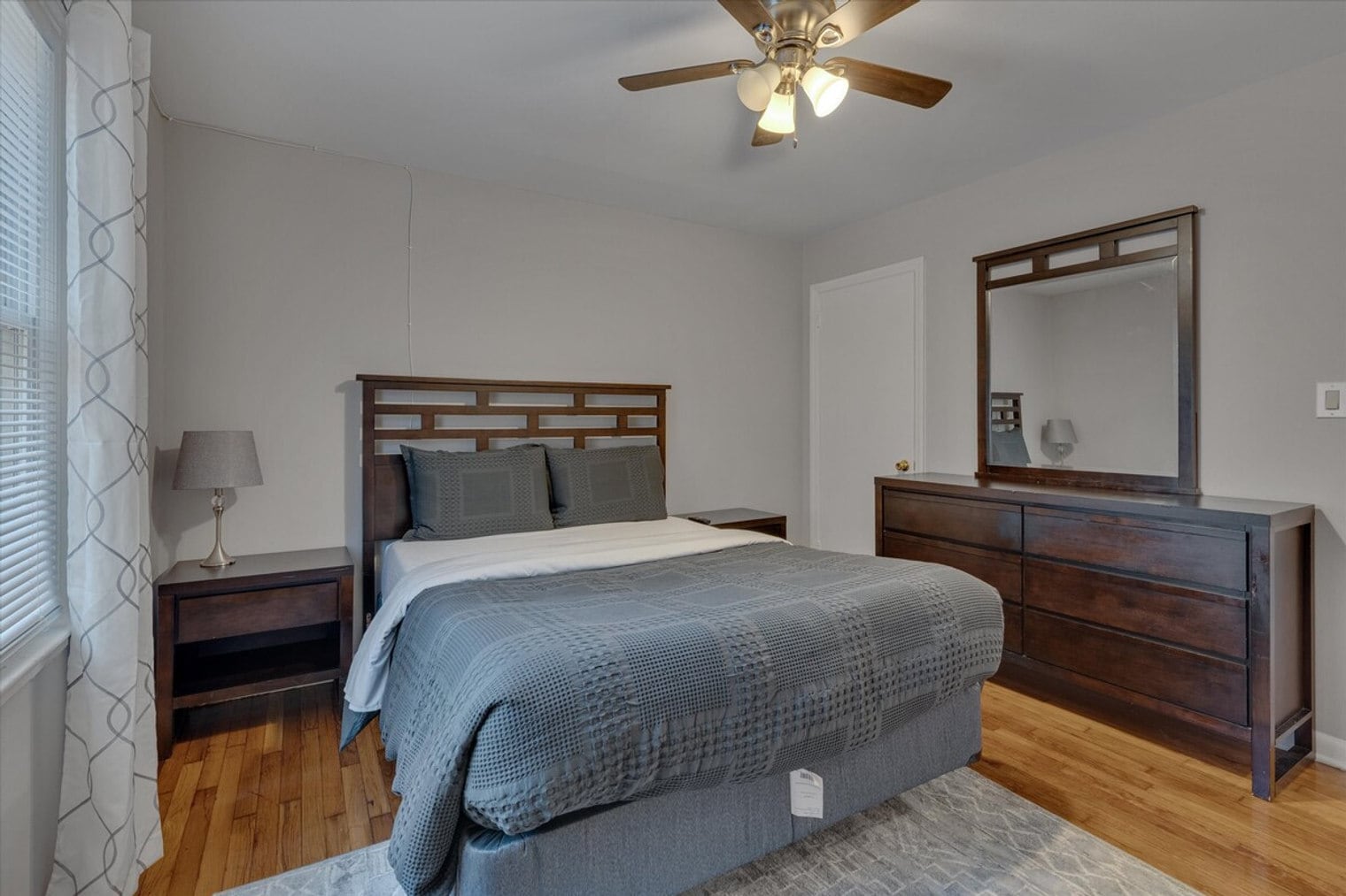 Building Photo - 804 Urban Ave