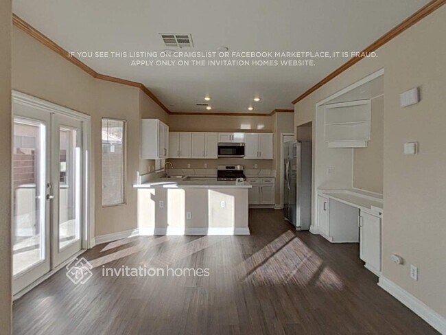 Building Photo - 903 Clear Diamond Ave